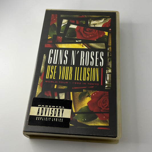 Guns N' Roses / Use Your Illusion (image 1)