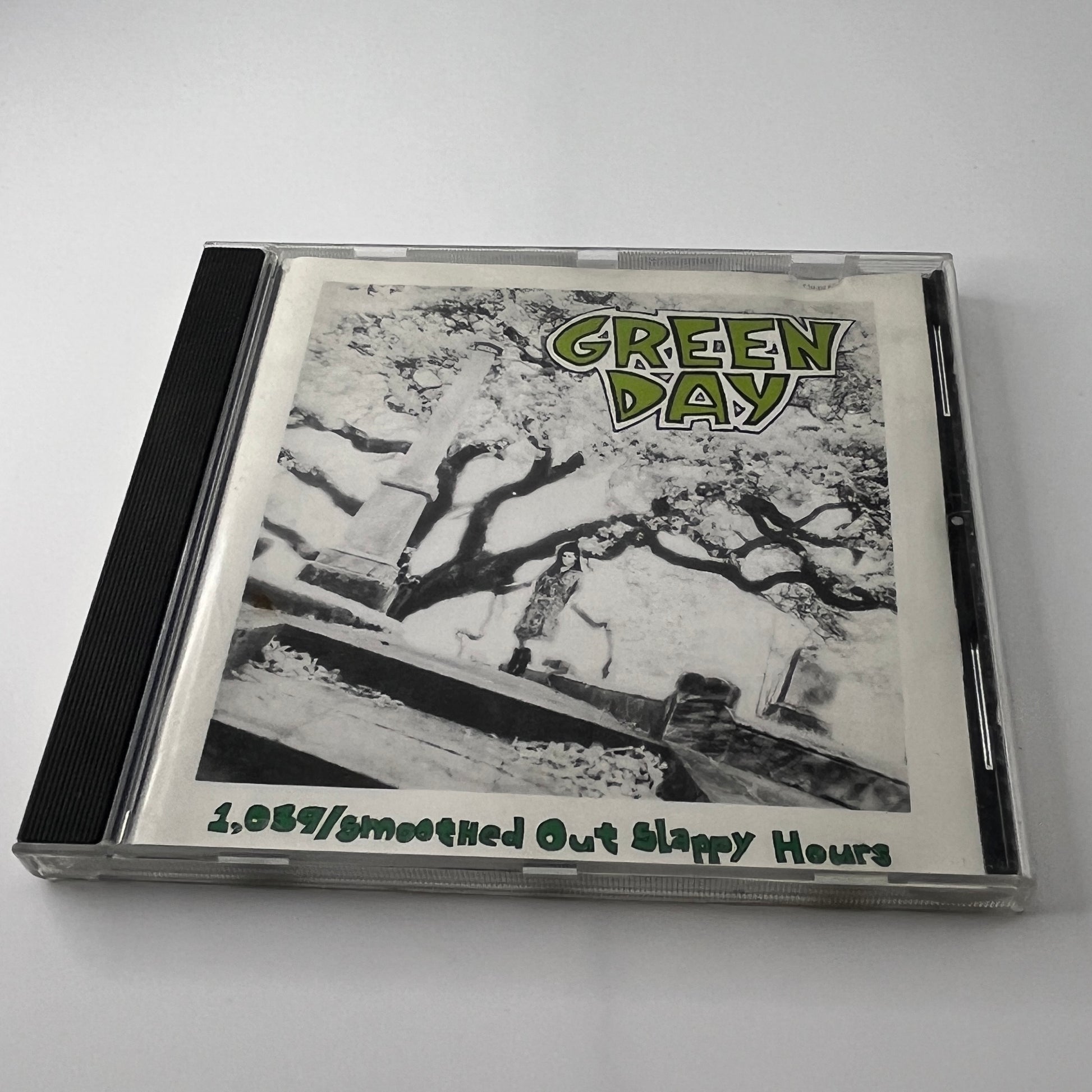 Green Day / 1,039 Smoothed Out Slappy Hours (image 1)