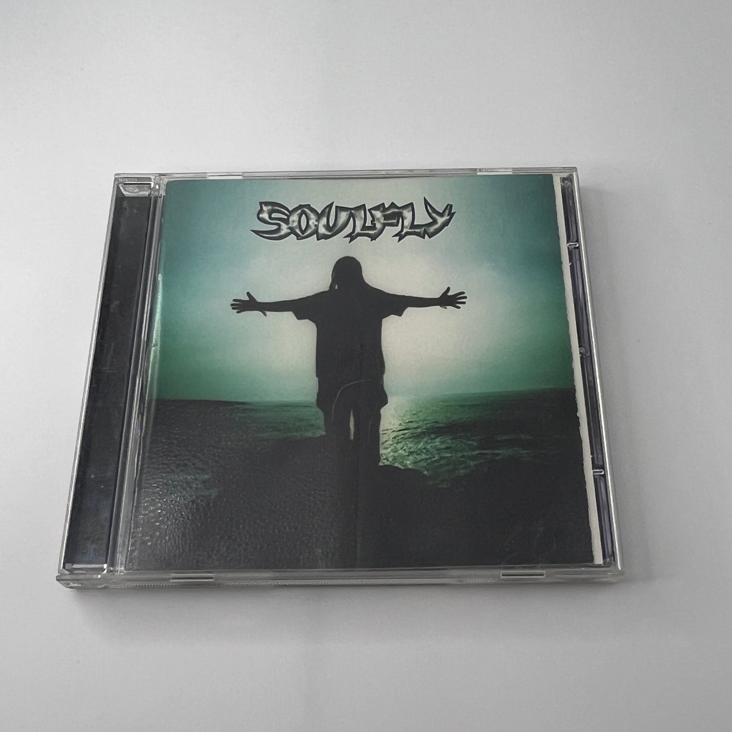 Soulfly / Soulfly (image 1)